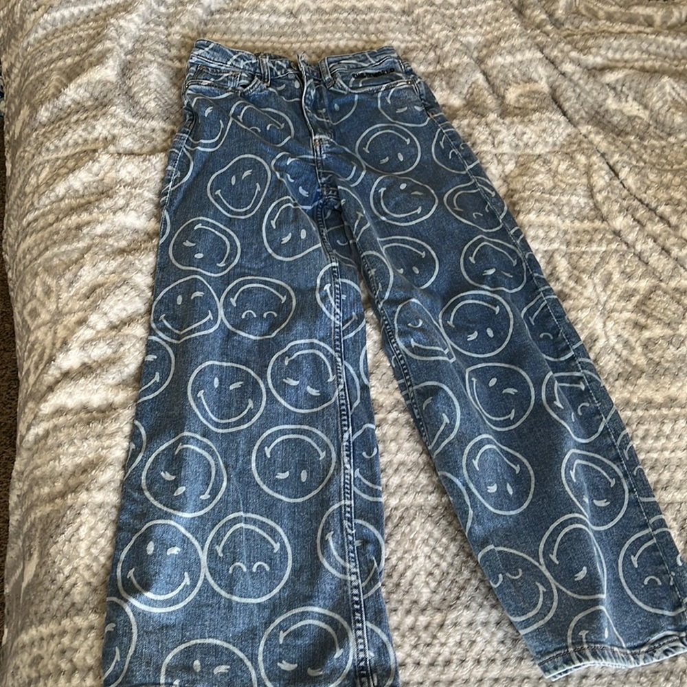 H&M Kids Smiley World wide leg jeans us size 9-10y